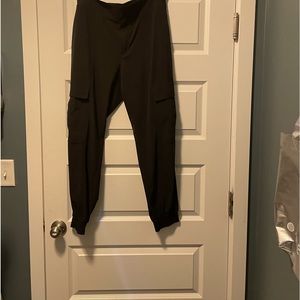 Athleta Chelsea cargo joggers size 10
